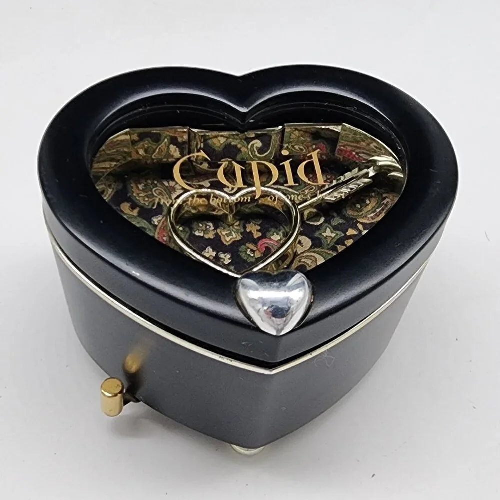 Heart Shaped Cupid Music Box With Arrow Paisley Interior Lady Mate Brand Decor